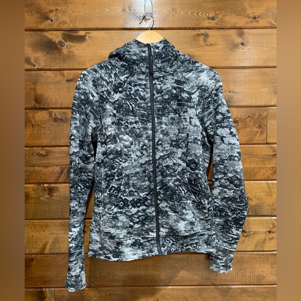 Lululemon Masked Lace Black Scuba Hoodie *Light Cotton Fleec